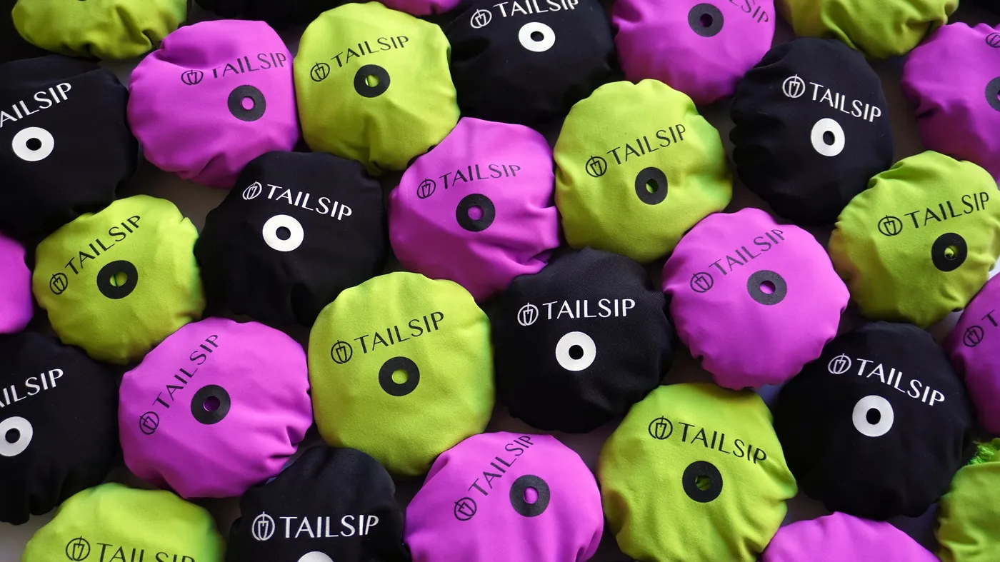 Coleteros Tailsip de varios colores con logo
